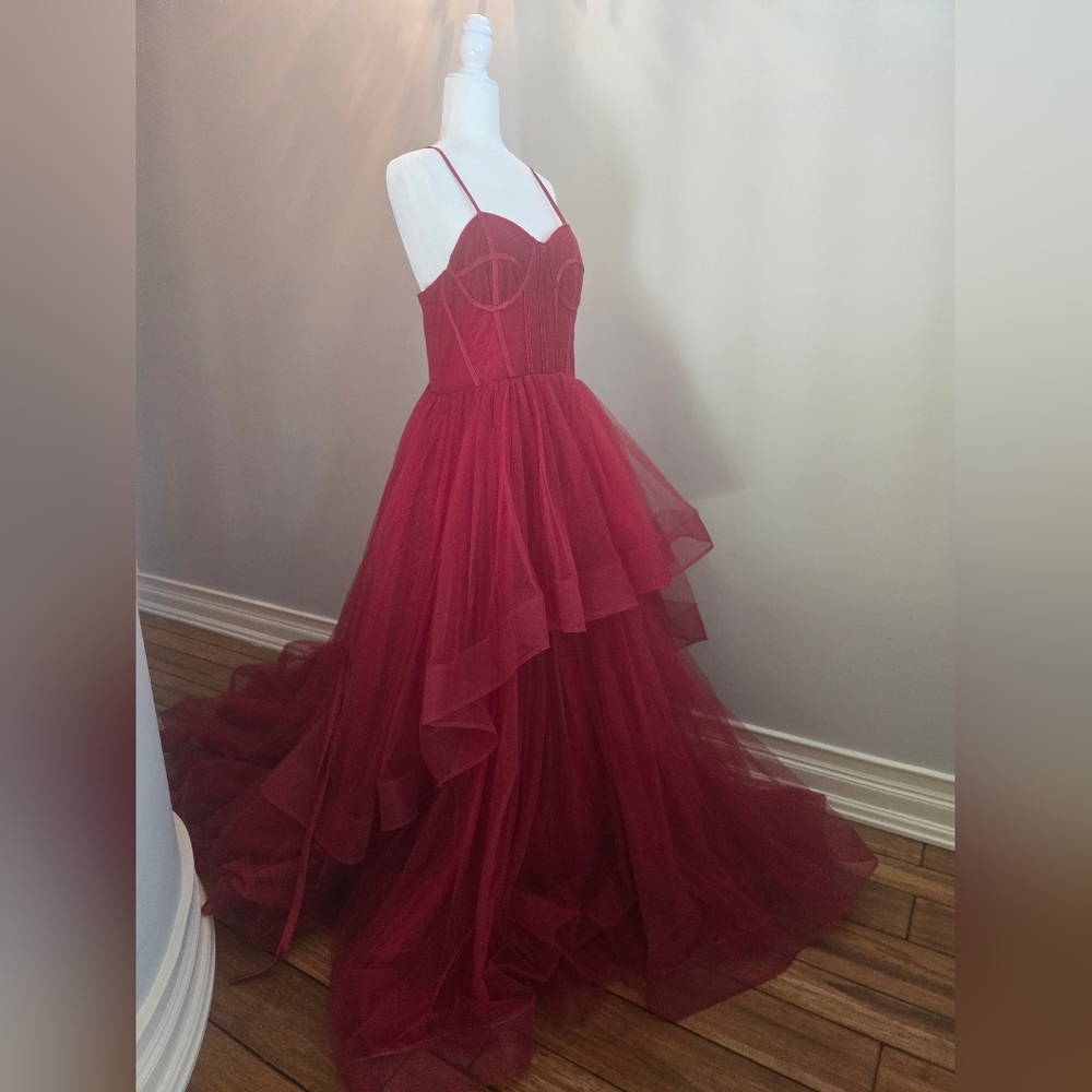 Radiant Red Prom Dress with Elegant Silhouette